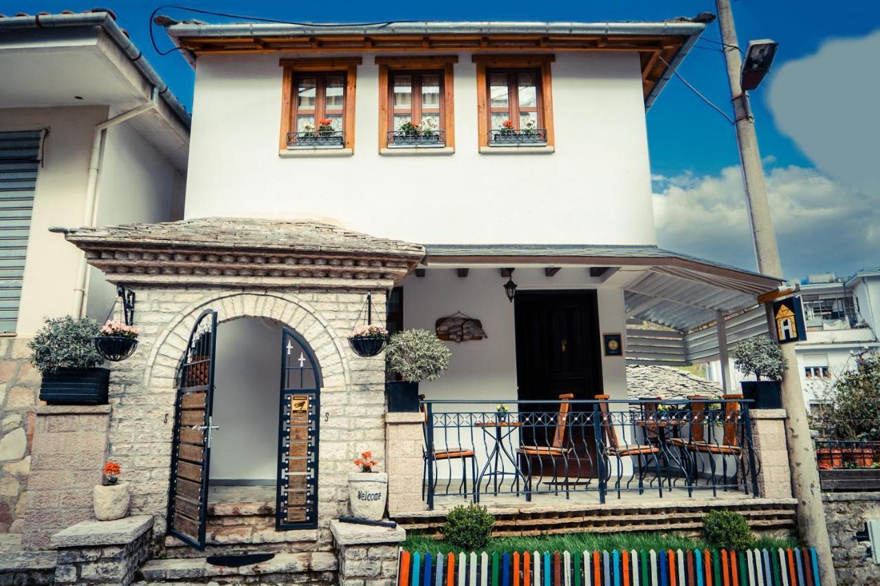 Hotel Domino Gjirokastër Exterior foto