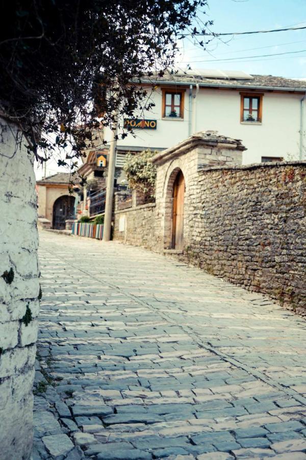 Hotel Domino Gjirokastër Exterior foto